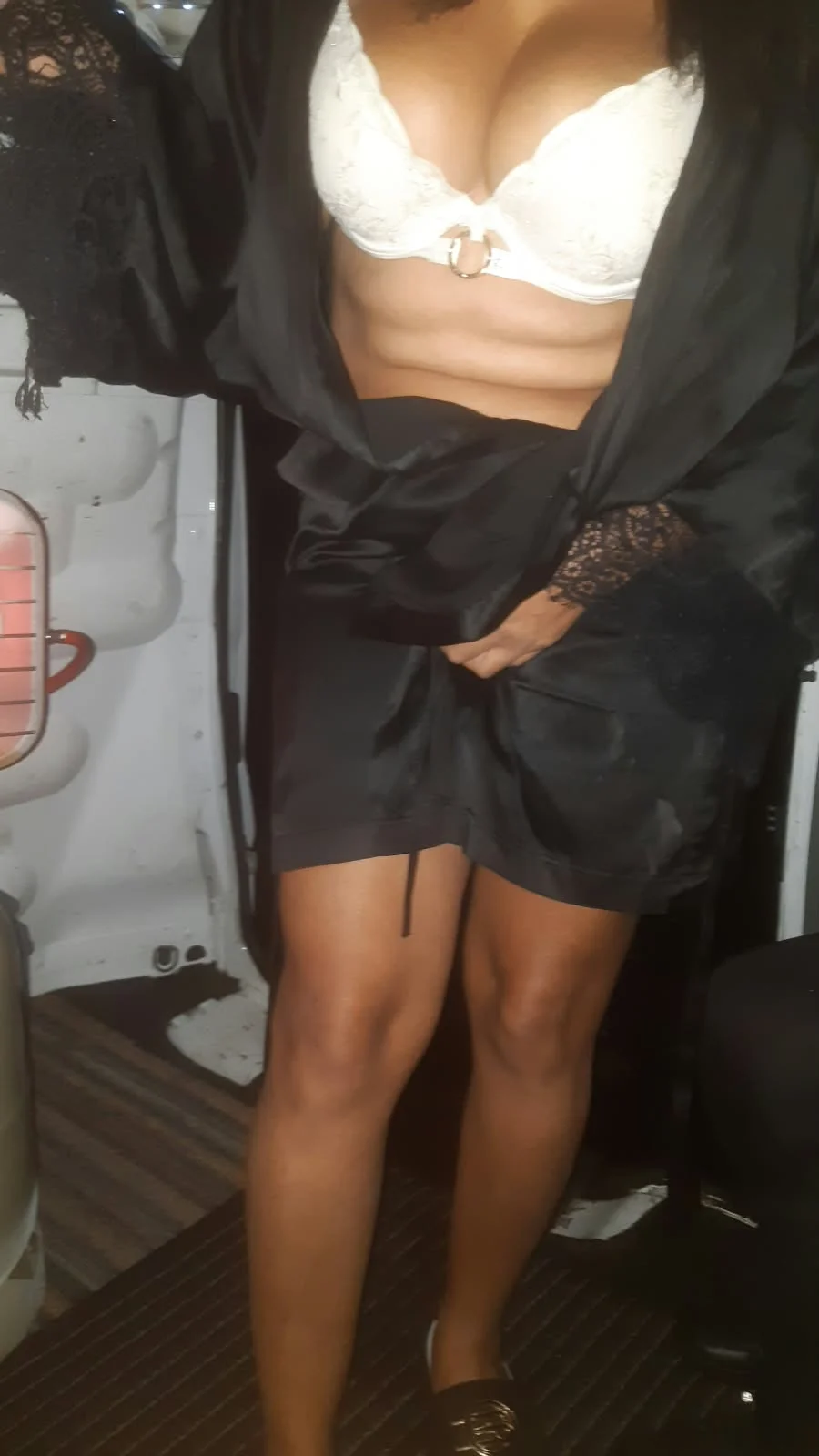 Kasandra besuchbar im Van für Sex